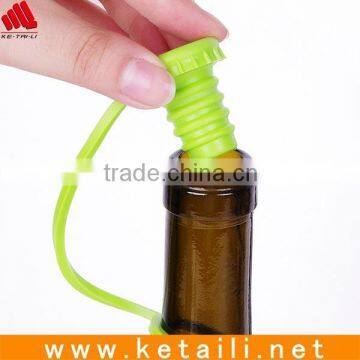 Reusable silicone bottle cap for wine bottle