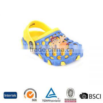 2016 latest style fit your foot comfortable holey durable cartoon boys garden shoes town and country