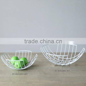 Scroll Design Wrought Iron Oval Fruit Basket                        
                                                Quality Choice