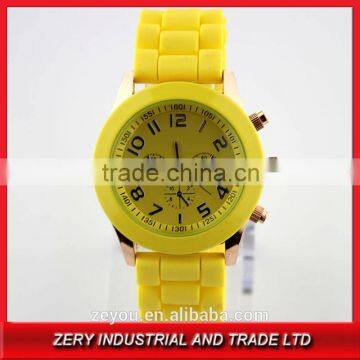 R0452 Stylish Luxury Watch ,100% Factory Directy Selling Japan Movt Quartz Watch Stainless Steel Back photo-3