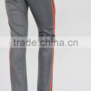 2016 New Style Ladie's Sports Wear Set With Round Neck by Factory