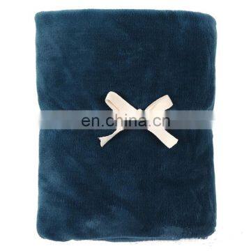 Hot Sale High Quality Luxury Microfiber Polyester Solid Flannel Fleece Blanket