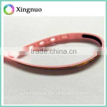 Adjustable embossed silicone rubber bracelet