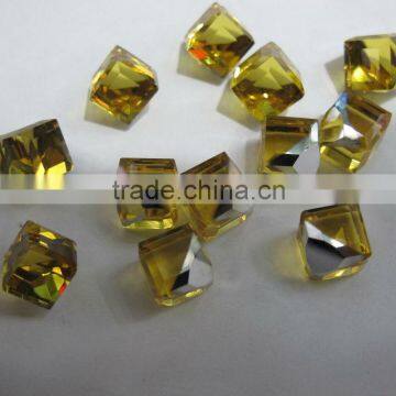 4mm Transparent style assorted colors ice cube crystal glass beads.Applicable to the necklace earrings etc.CGB021