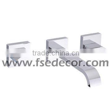 Contemporary solid brass lavatory faucet