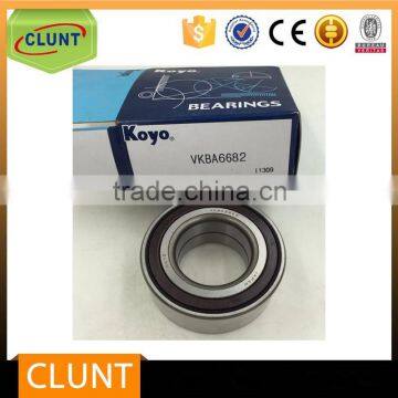 Japan KOYO brand Front Wheel Hub Bearing DAC3055C with bearing Assembly