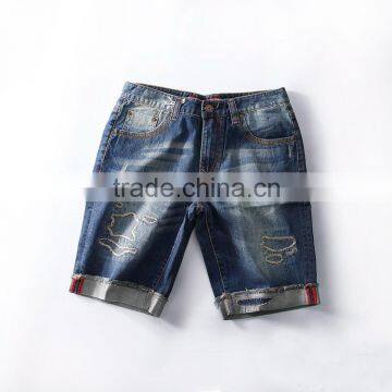 New Ripped Jeans for Men Vintage Ripped Pattern Denim Jeans Half Pants Short Pants Trousers Beach Short Pants