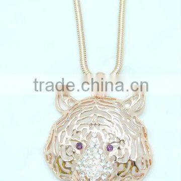 Animal shape Rhinestone crystal pendant