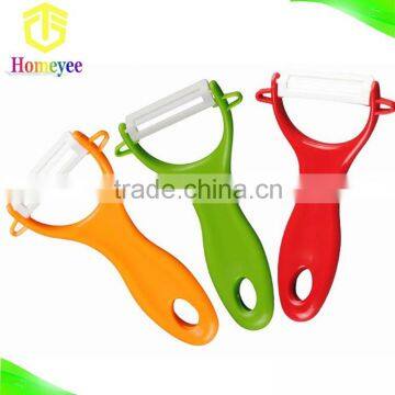 The ceramic fruit and vegetable peeler