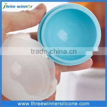 Reusable leak proof silicone ice ball mold ice maker