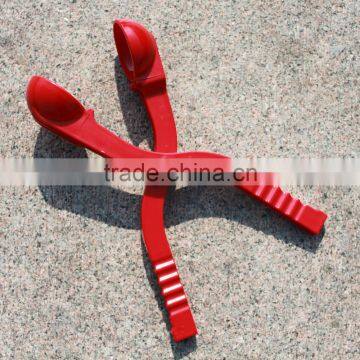 A Variety of Different Colours of Plastic Snowball Maker for Kids and Adults photo-5