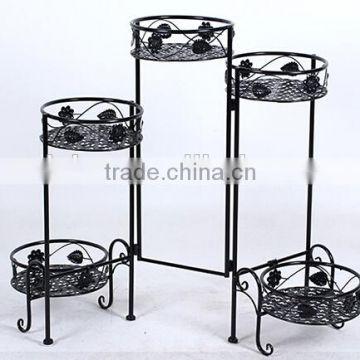 Free standing outdoor metal plant flower pot shelf