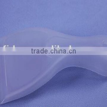 Transparent plastic car body scraper window ice breaking