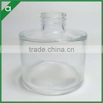 White and Black Color Glass Bottle for 80ml Reed Diffuser Oil With Aluminium Crown Cap photo-3