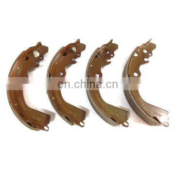 Auto part OEM MB699334 Rear Brake Shoes for XENIA M80