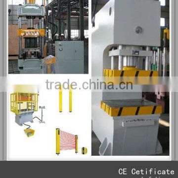 Fine blanking hydraulic press machine