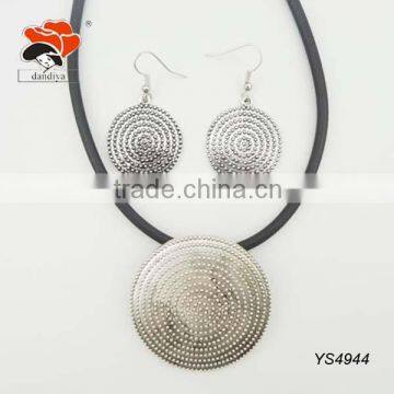 Exported Wholesale String Spiral Alloy Circle Jewelry Set 2015