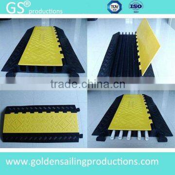 5 channel rubber cable protector, & cable ramp