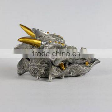 Metal trinket box dragon jewelry box