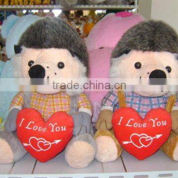 plush hedgehogs with heart