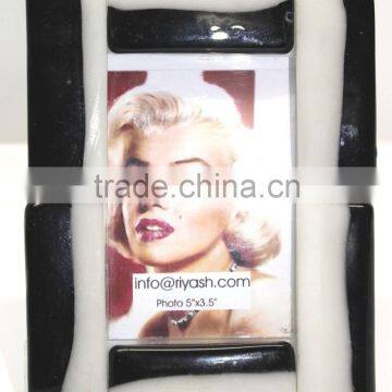 Hand Made Glass Tiles Ftd. Murano Inspired Black & White Photo Frame - Photo 5" x 3.5" ( Opening : 3.5" x 2.35")