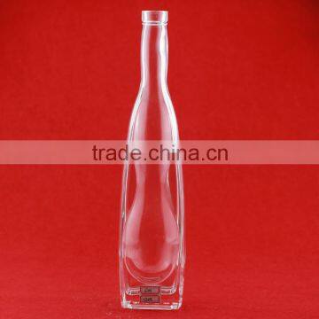 Fancy engrave liquor glass bottle 500ml glass wine bottle novelty alcohol glass bottle