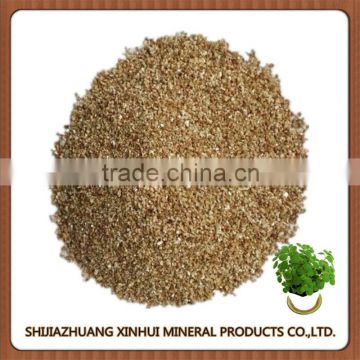 Expanded gold vermiculite for garden and horticulture