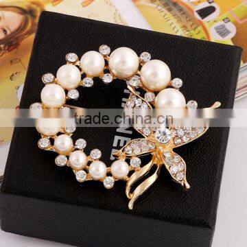 Fashion Jewelry Vintage Brooch Pins Gold Plated Austria Crystals Imitation Pearl Flower Brooch Wedding Accessories IH153