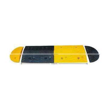 Durable reflective plasticrubber speed ramp