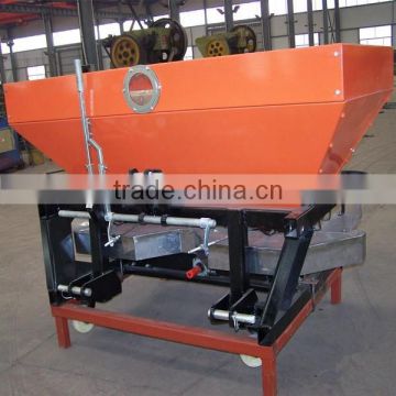 YUNTAI Excellent Quality 2CDR Agricultural Fertilizer Spreader