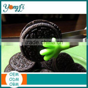 Kitchen Gadgets Mini Tongs Set of 4 Silicone Hand Shape Tongs photo-2