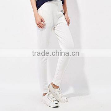 Female Black Knitting Leisure Trousers of Radish photo-4