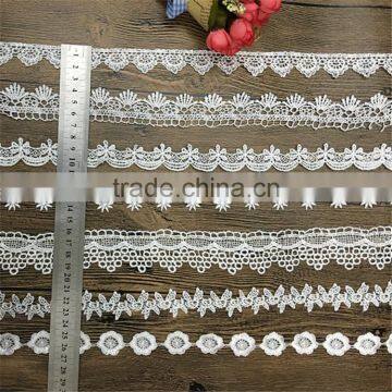the Small Flower Water Soluble Lace Trim photo-2