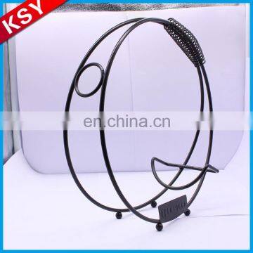 Good Reputation Factory Price Romantic Display Fashion Metal Single Wire Wine Bottles Rack photo-6