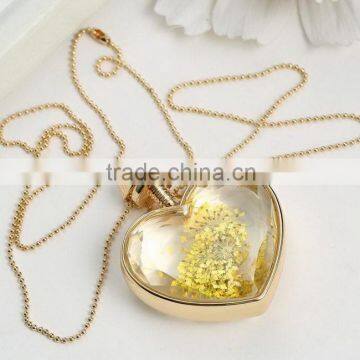 DIY Crystal Glass Heart Locket Necklace With Chrysanthemum photo-5