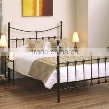 wrought iron bed