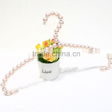 Luxury wholesale pearl beaded hangers for clothes