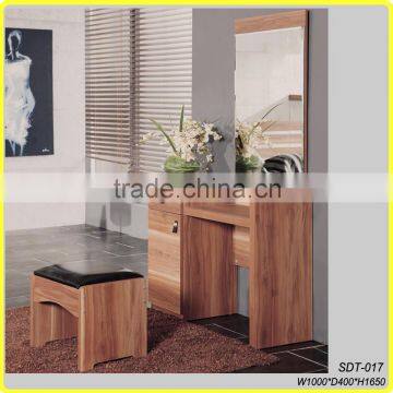 Cheap dressing table with mirror and stool