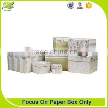 wholesale popular gift box paper pvc window