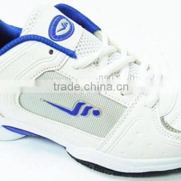 Sport shoes free delivery