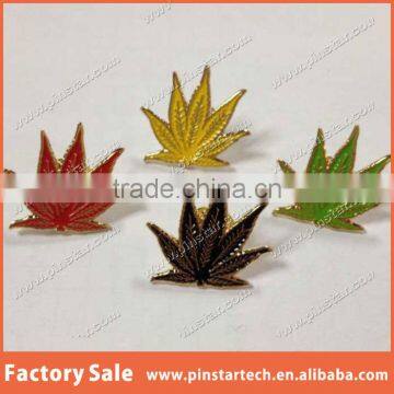 Factory Wholesale Assorted Custom Colors Marijuana leaf Lapel Pin Badge