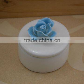 Wholesale Porcelain Jewel Box With Flower Shape Design photo-3