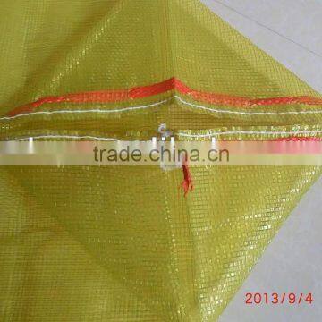 Strong and cheap plastic mesh bag for oranges
