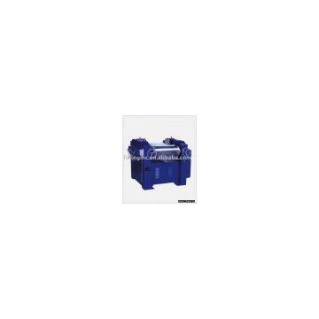 sell Three roll mills, grinding equipment, roller mills