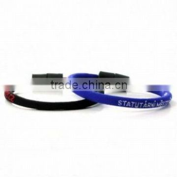 Fabric/woven wristbands