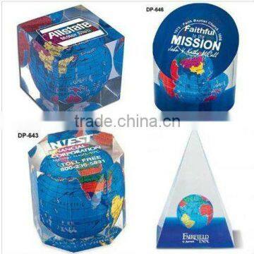 Customized acrylic paperweight acrylic globe paperweight