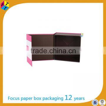Fashion Cardboard Paper Packaging for Girls Hat Boxes photo-4