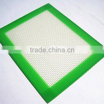 Custom FDA approved food grade non stick small 4x5" glass fibre non-stick silicone pad dab wax vaporizer oil mats