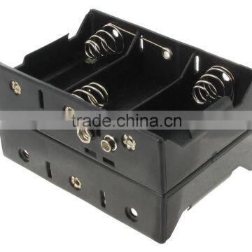 D battery holder with snaps for 6 batteries