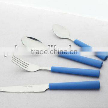Comfortable Stainless Steel Dinnerware With Plastic Handle